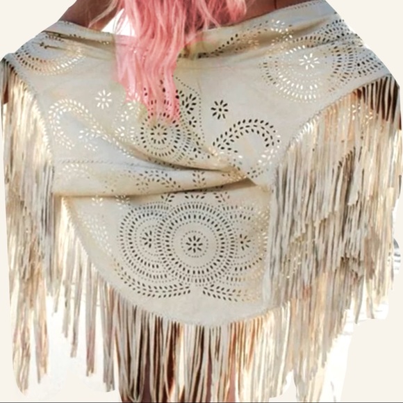 Boho Cut Out Fringed Shawl/Wrap